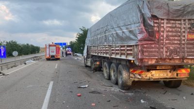 Balıkesir’in Susurluk ilçesinde sabah saatlerinde meydana gelen trafik kazasında ağır