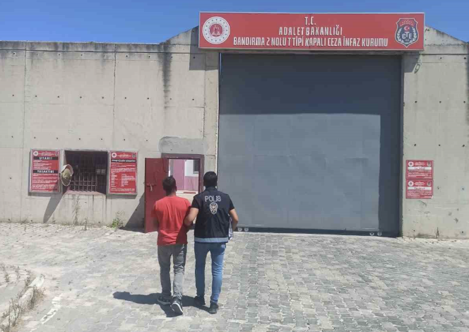 Balıkesir’in Erdek ilçesinde hakkında kesinleşmiş 18 yıl hapis cezası bulunan