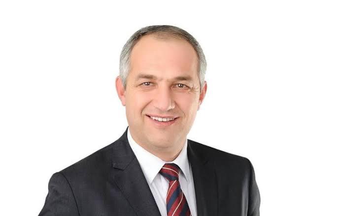 Murat Karakoyun: “Bandırmaspor’u asla yarı yolda bırakmayacağız!” 21 Haziran’da yapılacak Bandırmaspor Genel Kurulu öncesi kulüpte yaşanan başkanlık