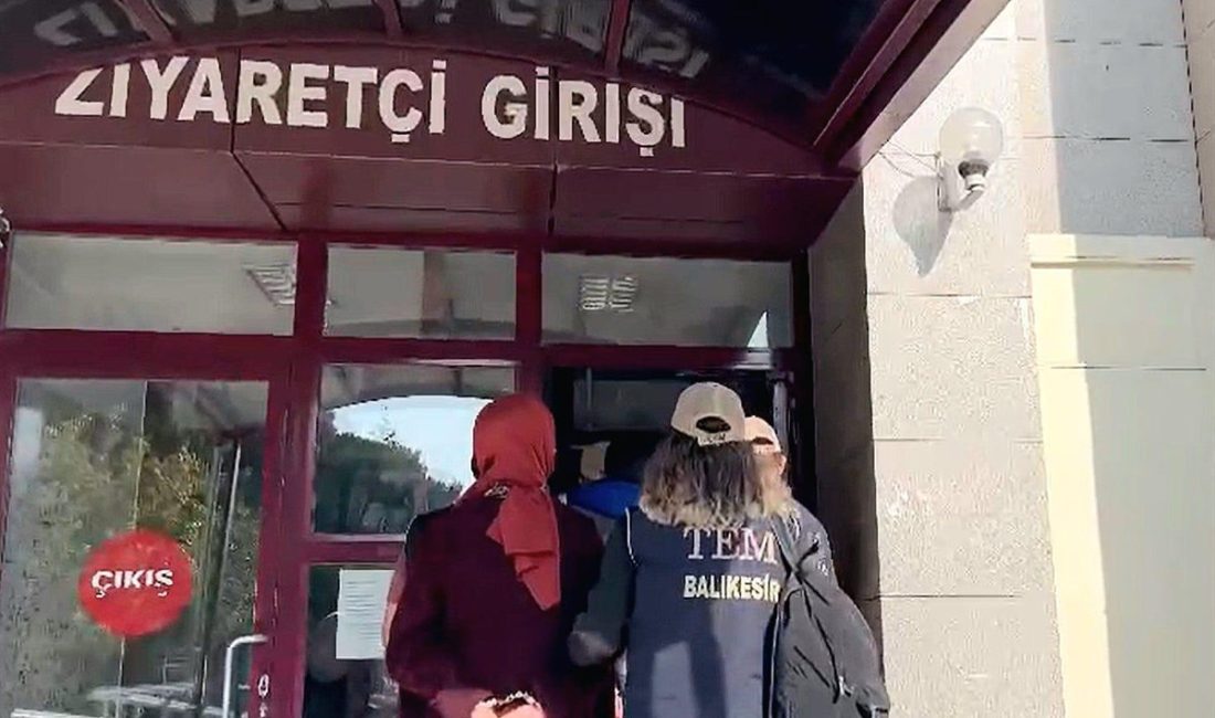 Balıkesir’de FETÖ/PDY silahlı terör örgütüne üye olmak suçundan hakkında kesinleşmiş