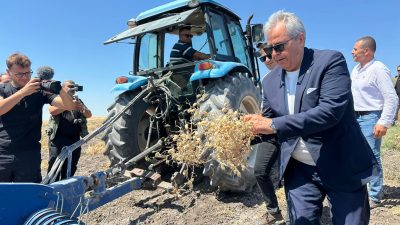 Bandırma Belediyesi, tarımsal üretimi ve yerel çiftçiyi destekleme çalışmaları kapsamında