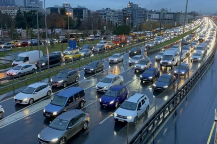 Milli Emlak Genel Tebliği'nde yapılan değişiklikle, trafikten men edilen ve