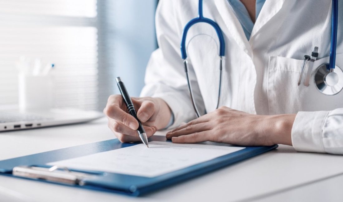Sağlık Bakanlığı, özel hastanelerde görev yapan doktorların sosyal güvencelerini güçlendirecek