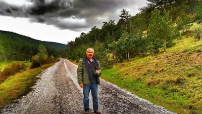 Botanik derslerine giren Bitki Bilimci Prof. Dr. Fatih Satıl’dan uyarı