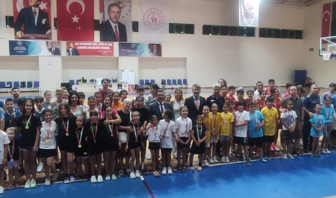 Burhaniye’ de 15 Temmuz Demokrasi ve Milli Birlik Günü Anma
