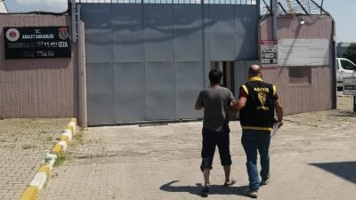 Balıkesir’de polis ekipleri tarafından yapılan aranan şahıslara yönelik operasyonda hapis