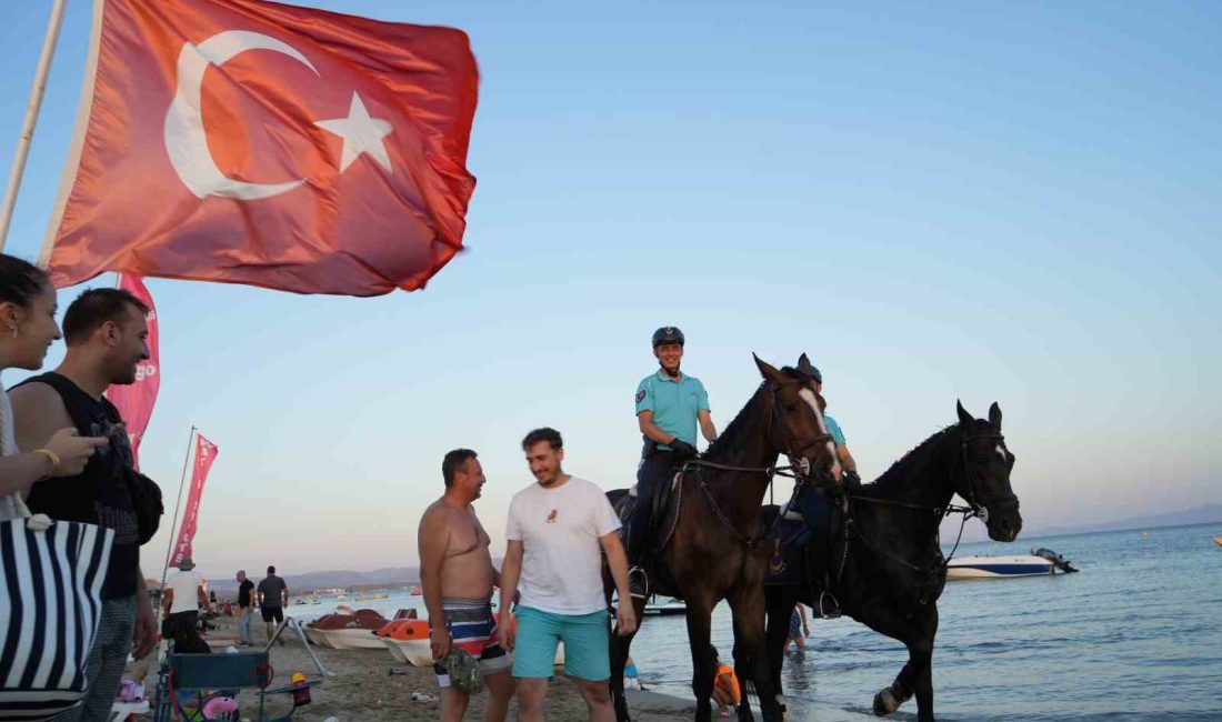 Balıkesir sahillerinde atlı jandarma göreve başladı Balıkesir’in Ayvalık ilçesinde yaz sezonunda artan nüfus ve turizm hareketliliği