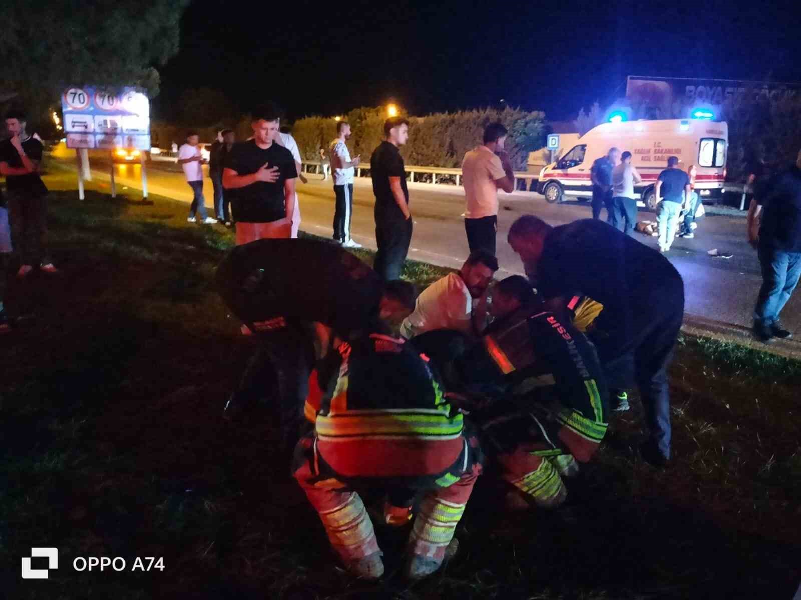 Balıkesir’in Karesi ilçesinde otomobille motosikletin çarpışması sonucu 1 kişi öldü,