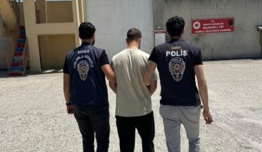 Balıkesir'de zararlı yazılım sattığı ve kişisel verileri ele geçirdiği iddia