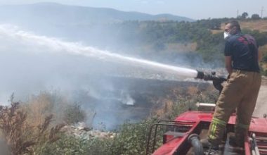 Balıkesir’in Susurluk ilçesi Göbel Mahallesi’nde bulunan çöplük alanda çıkan yangına