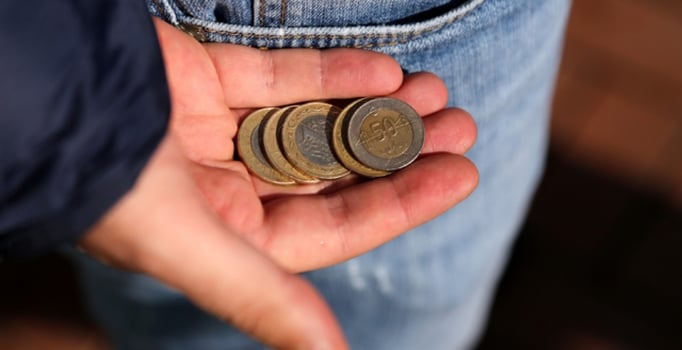 Açlık sınırı 25 bin 811 liraya yükseldi: Asgari ücretle mutfak masrafı bile karşılanamıyor BİSAM verilerine göre Haziran 2025’te dört kişilik bir ailenin açlık