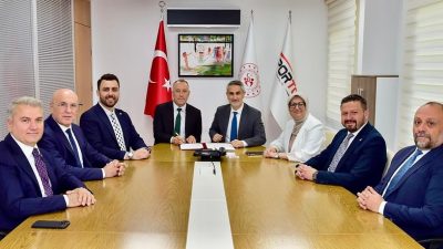 AK Parti Genel Başkan Yardımcısı Belgin Uygur, AK Parti Balıkesir