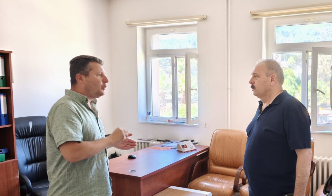 Koyunculuk Enstitüsü’ndeki yangın sonrası Kaymakam Göç incelemelerde bulundu Bandırma Koyunculuk Araştırma Enstitüsü Müdürlüğü’ne ait idari binada meydana gelen
