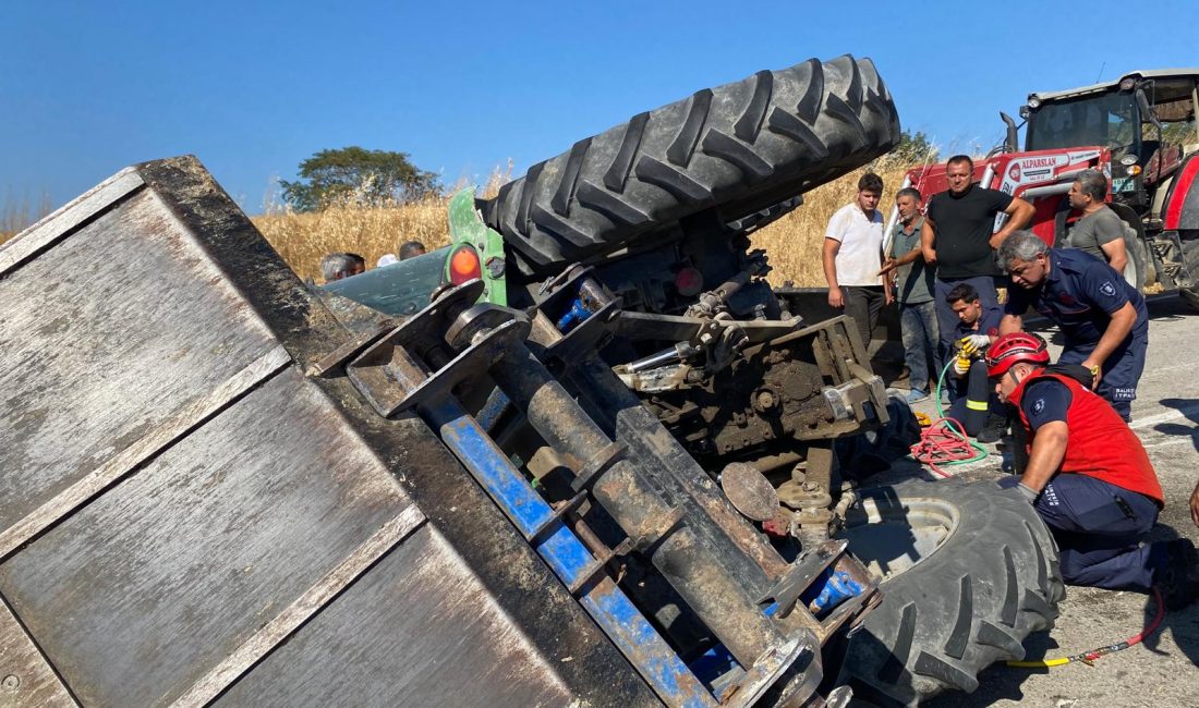 Balıkesir’in Susurluk ilçesi Söğütçayır Mahallesi yolunda meydana gelen traktör kazasında