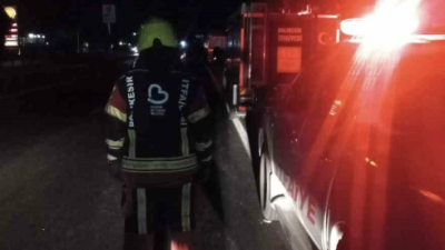 Balıkesir’de meydana gelen tek taraflı direksiyon hakimiyetini kaybeden sürücü akaryakıt