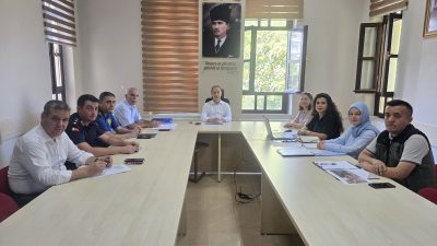 Balıkesir’in Bandırma ilçesinde sokak hayvanlarının doğal yaşam alanlarında barınmalarını sağlamak,