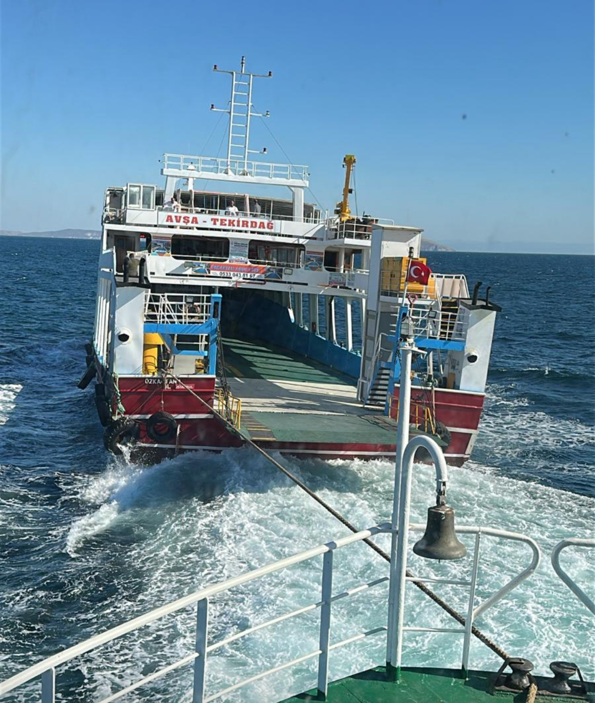 Balıkesir’in Marmara Adası açıklarında makine dairesinde yangın çıkan “YAVUZ NAZ”