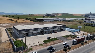 Balıkesir Büyükşehir Belediyesi tarafından Bandırma’da açılan hipoterapi ve binicilik merkezi,