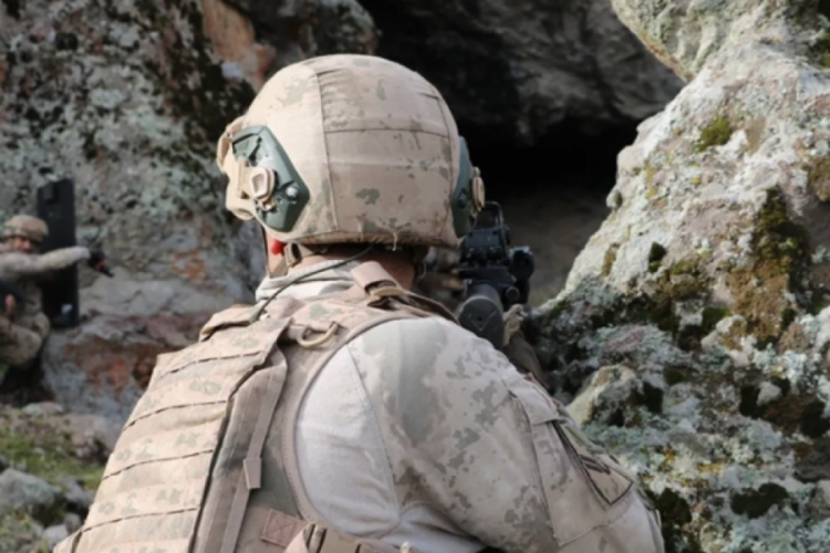 12 asker mağarada nasıl şehit oldu? Kuzey Irak'ta 12 askerin bir mağarada metan gazından şehit olduğu
