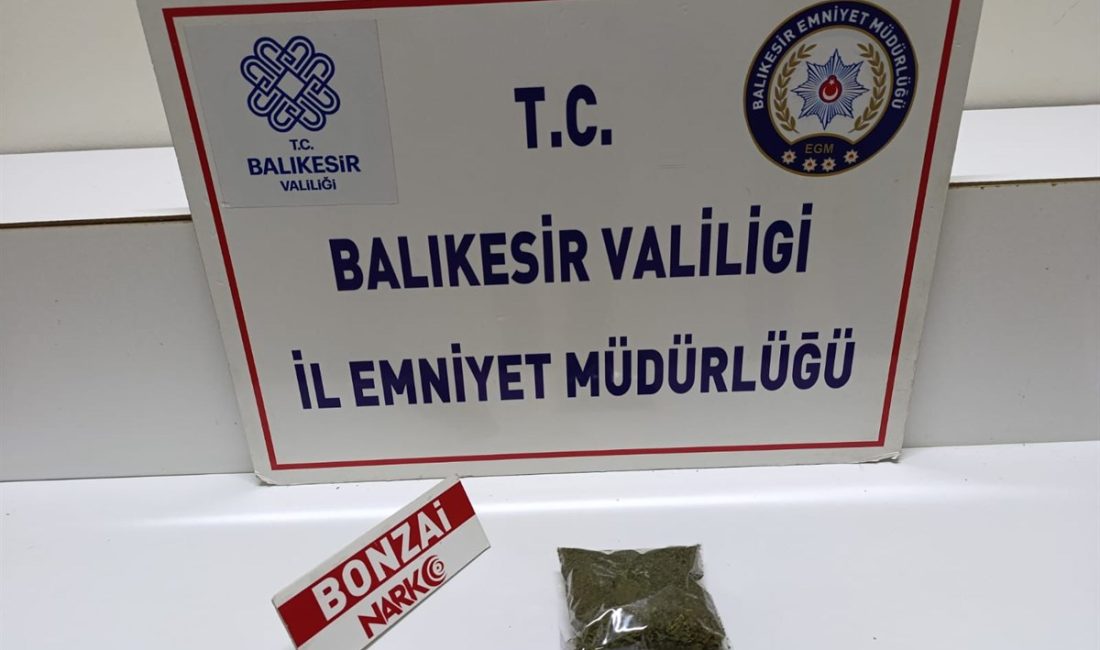 Balıkesir’in Edremit ilçesinde düzenlenen uyuşturucu operasyonunda 40,82 gram sentetik kannabinoid