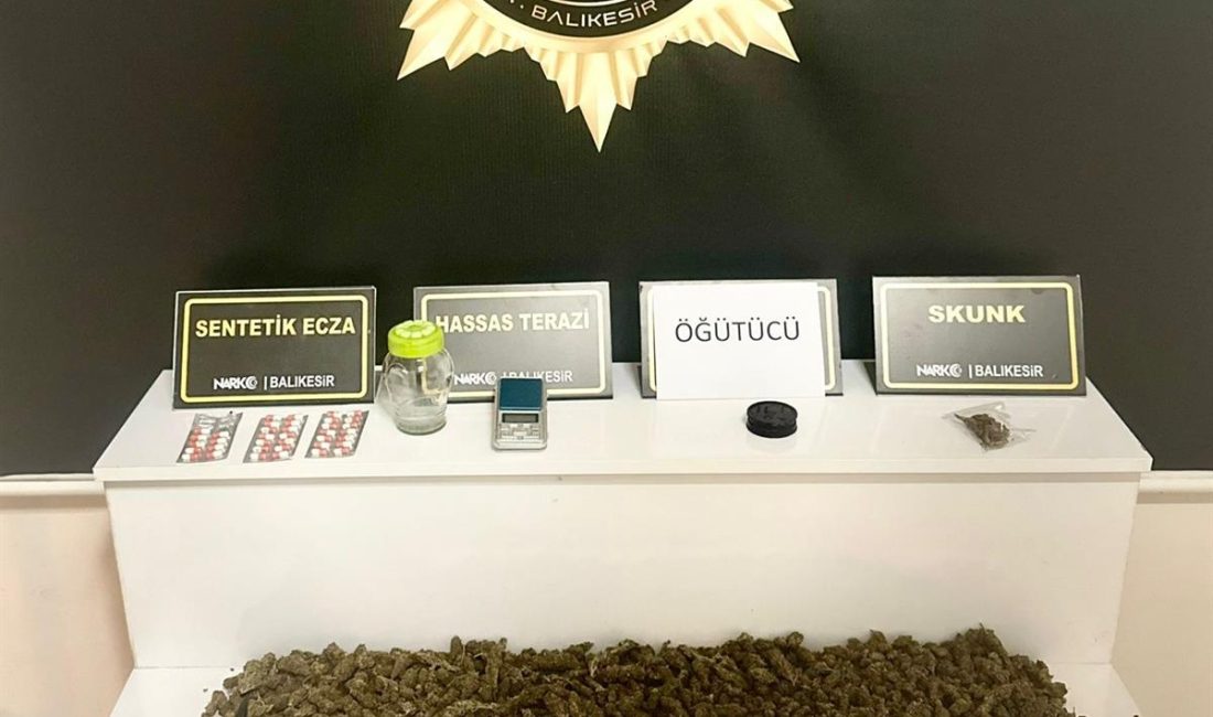Balıkesir’de uyuşturucu operasyonu: 1 tutuklama 21-23 Ağustos tarihleri arasında gerçekleştirilen operasyonlarda esrar, kokain, skunk, sentetik