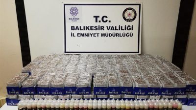 Balıkesir’in Edremit ilçesinde gerçekleştirilen iki ayrı operasyonda çok sayıda kaçak