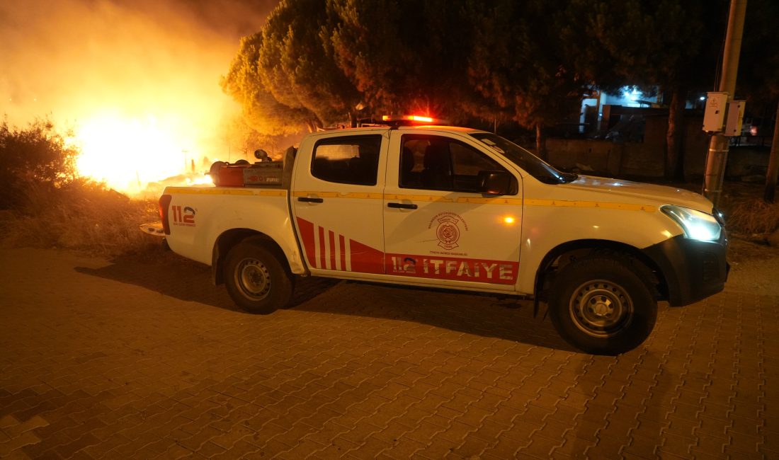 Balıkesir’in Gömeç ilçesi Karaağaç Mahallesi’nde gece saatlerinde otluk alanda çıkan