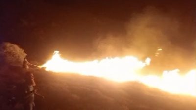 Balıkesir’in Marmara ilçesine bağlı Avşa Mahallesi’nde çıkan arazi yangını, ekiplerin