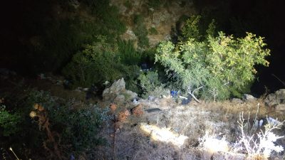 Balıkesir’in Susurluk ilçesinde, sürücüsünün direksiyon hakimiyetini kaybetmesi sonucu SUV aracın