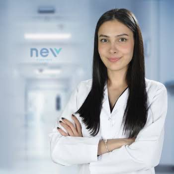 Zayıflama çaylarına uzman uyarısı: “Doğal” etiketi aldatmasın Zayıflamak isteyenlerin sıkça başvurduğu bitkisel çaylar, doğal olduğu düşüncesiyle masum