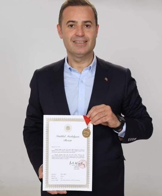 Akın: “Kuvayımilliye Şehri’ne İstiklal Madalyası yakışır” Kurtuluş Savaşı’nda kahramanlık destanı yazan Balıkesir’in İstiklal Madalyası ile onurlandırılması