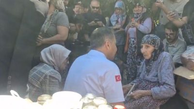 Balıkesir’de meydana gelen 6.1 büyüklüğündeki depremin ardından kente gelen İçişleri