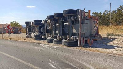 Balıkesir’de amonyum nitrat yüklü tırın devrilmesi sonucu meydana gelen kazada