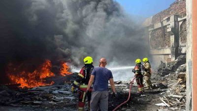 Balıkesir’in Bandırma ilçesi 600 Evler Mahallesi’nde atıl durumdaki bir depoda