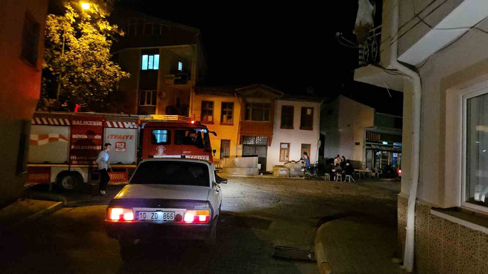 Balıkesir’in Sındırgı ilçesinde gece saatlerinde meydana gelen 4,5 büyüklüğündeki deprem
