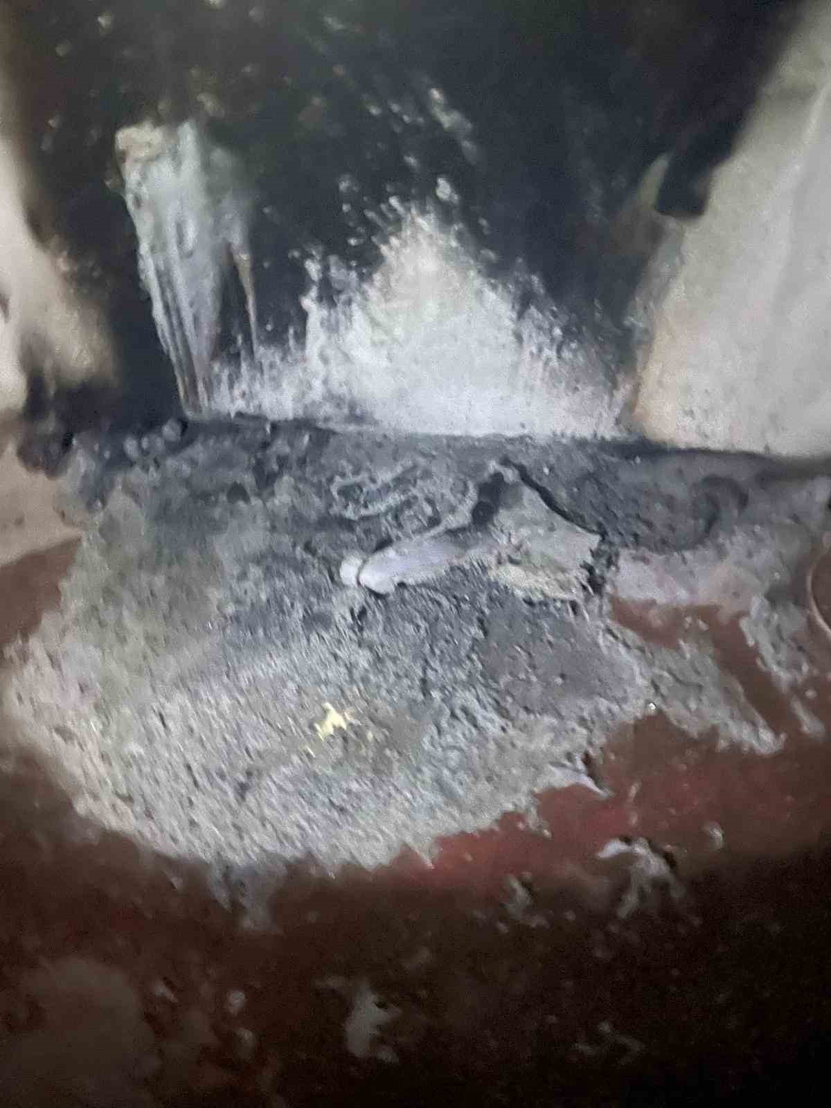 Balıkesir’in Sındırgı ilçesi Aslandede Mahallesi’nde bulunan bir düğün salonunda gece