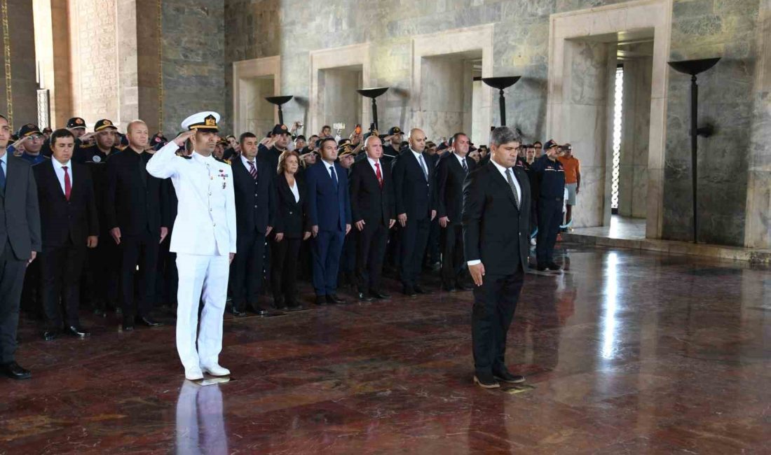 Balıkesir İtfaiyesinden Anıtkabir ziyareti İtfaiye Teşkilatının 311. kuruluş yıldönümü kapsamında Balıkesir Büyükşehir Belediyesi İtfaiye