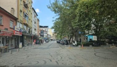 Balıkesir'de 4.9 büyüklüğünde deprem meydana geldi. Deprem, İzmir, Manisa, Bursa
