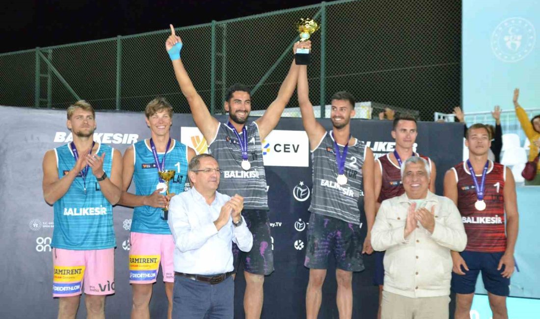 Ayvalık’ta düzenlenen “2025 Plaj Voleybolu Dünya Turu” sona erdi Türkiye Voleybol Federasyonu (TVF) koordinasyonunda ve Ayvalık Belediyesi’nin destekleriyle "2025