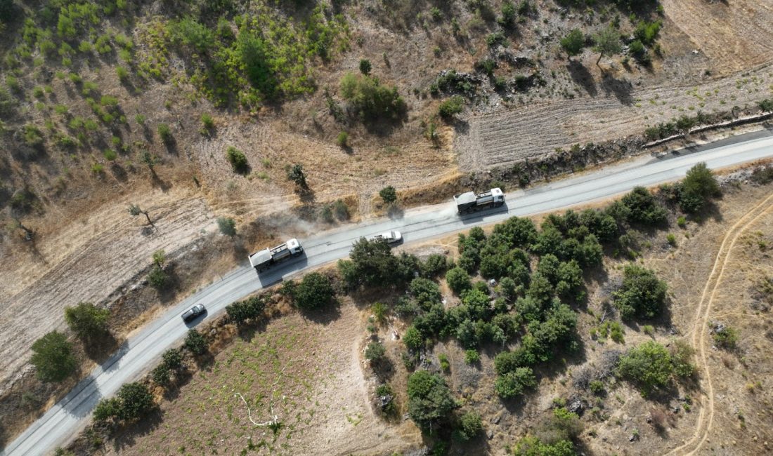 Balıkesir Büyükşehir Belediyesi tarafından Dursunbey’in Delice Mahallesi’nde vatandaşların öncelikli taleplerinden