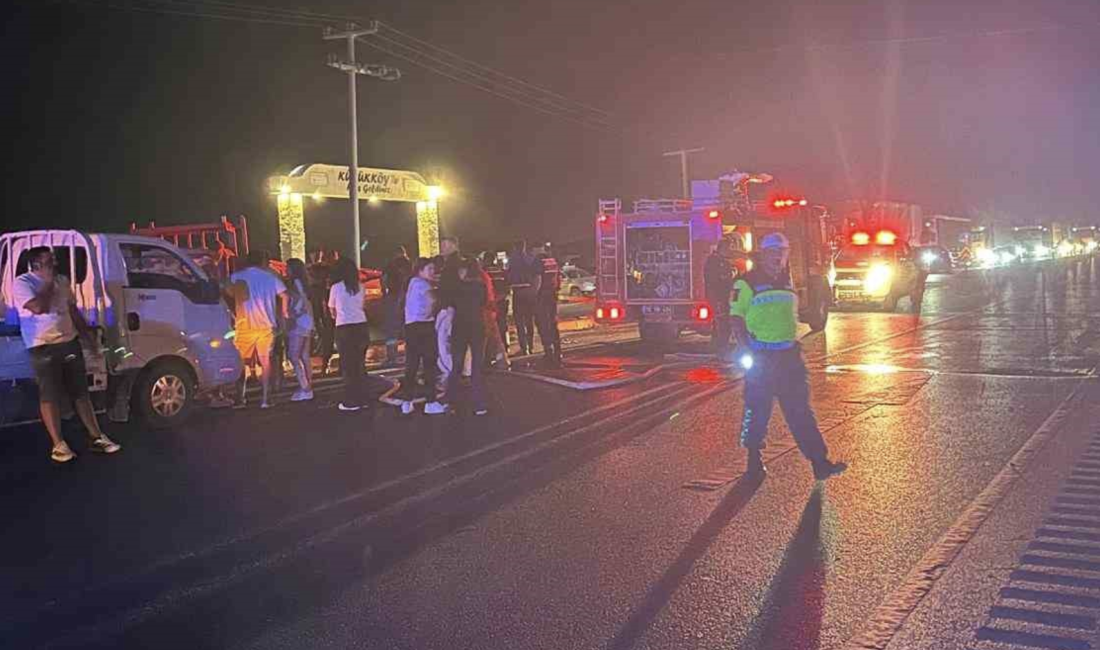 Balıkesir’in Ayvalık ilçesinde meydana gelen çift taraflı trafik kazasında 1
