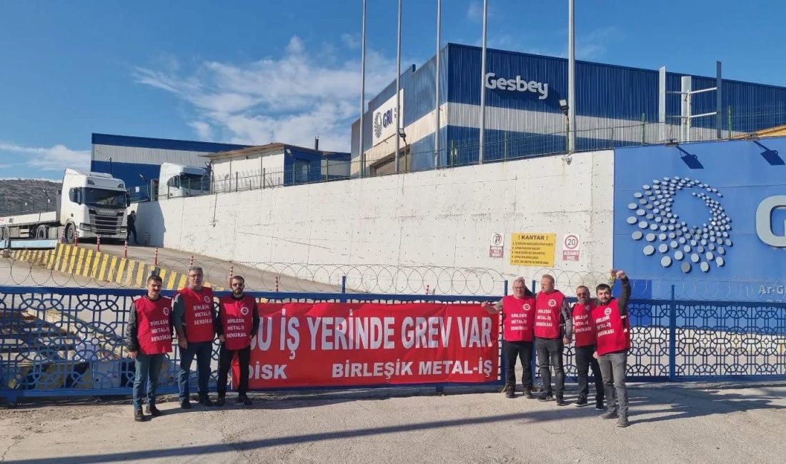 GESBEY Fabrikası’nda Grev Başladı Balıkesir’in Bandırma ilçesindeki Organize Sanayi Bölgesi’nde faaliyet gösteren GESBEY Fabrikası’nda,
