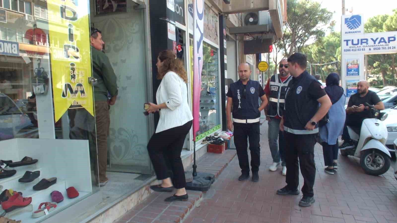 İlçe Sağlık Müdürlüğünün öncülüğünde kapalı alanlarda sigara denetimi yapıldı. Hürriyet