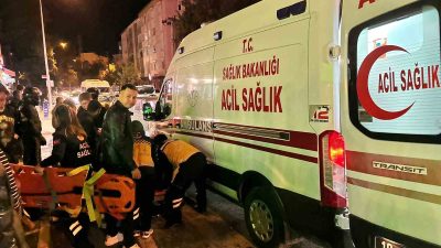 Balıkesir’de bir motosiklet sürücüsü karşıdan karşıya geçmeye çalışan yaya çarptı.