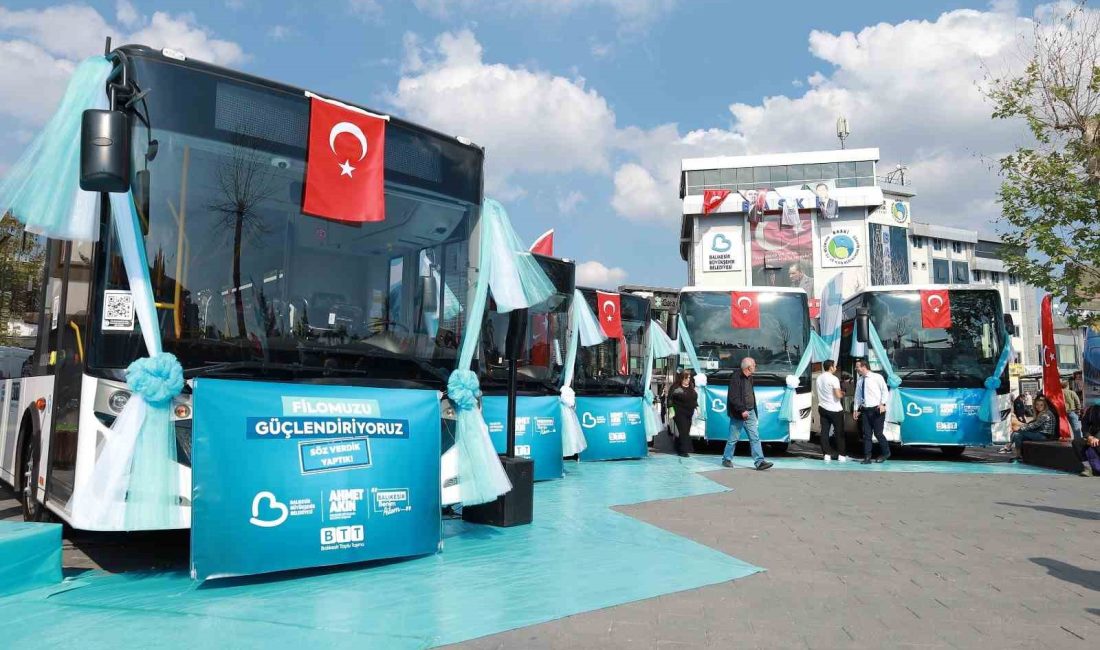 Balıkesir’de ulaşıma 13 yeni araç hizmette Ulaşımda hizmet kalitesini her geçen gün zirveye taşıyan Balıkesir Büyükşehir