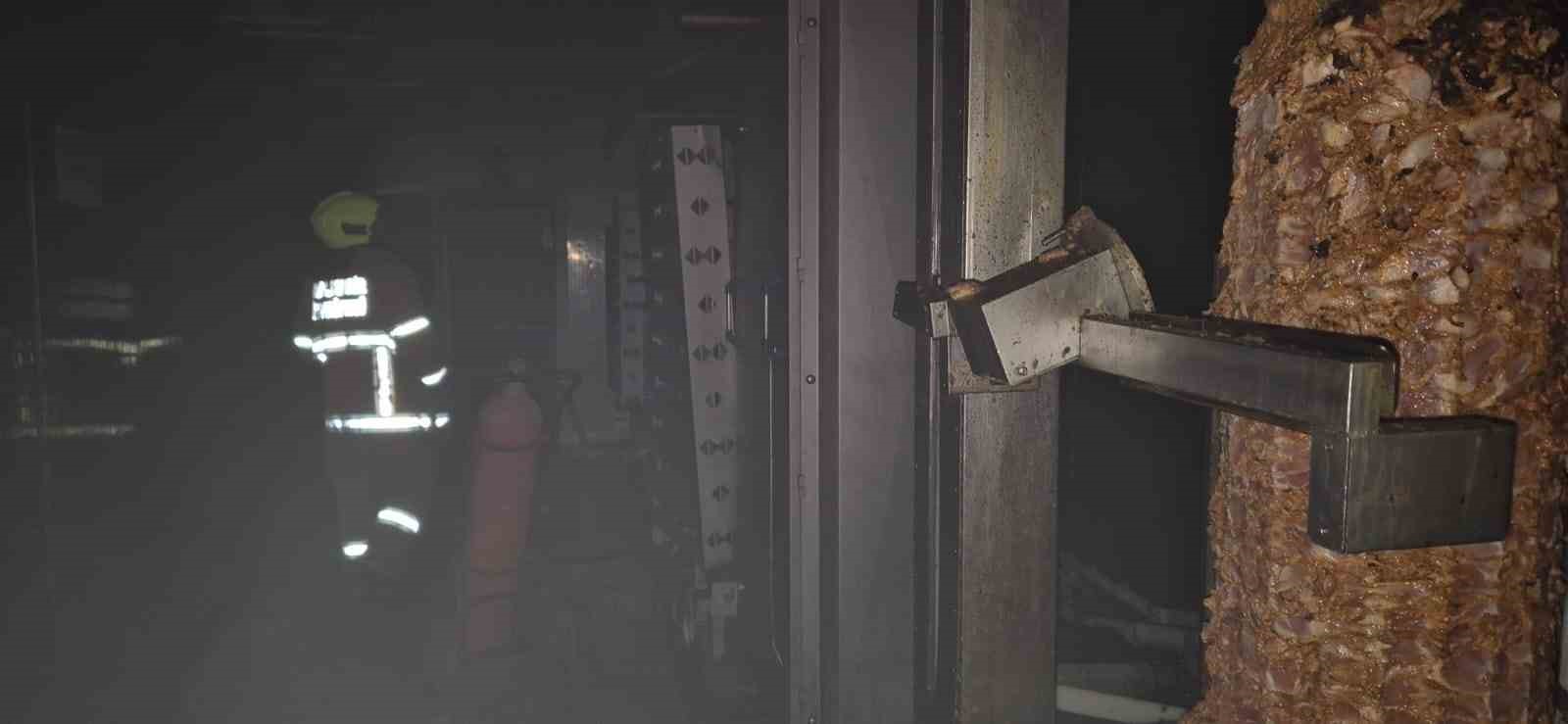 Balıkesir’in Susurluk ilçesine bağlı Karapürçek Mahallesi’nde bulunan bir fabrikada, havalandırma