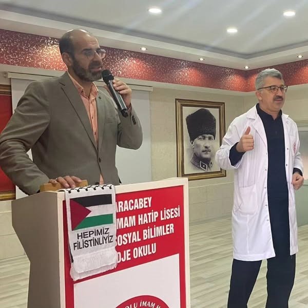 Balıkesir’den Sumud Filosu ile Gazze’ye giden 3 doktor ve 1 emekli öğretmen İsrail askerlerince gözaltına alındı Balıkesir'den Sumud Filosu ile Gazze'ye giden 3 doktor ve 1