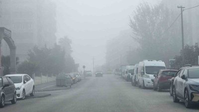 Bandırma yeni haftaya yoğun sisle uyandı. Sabah erken saatlerde etkisini