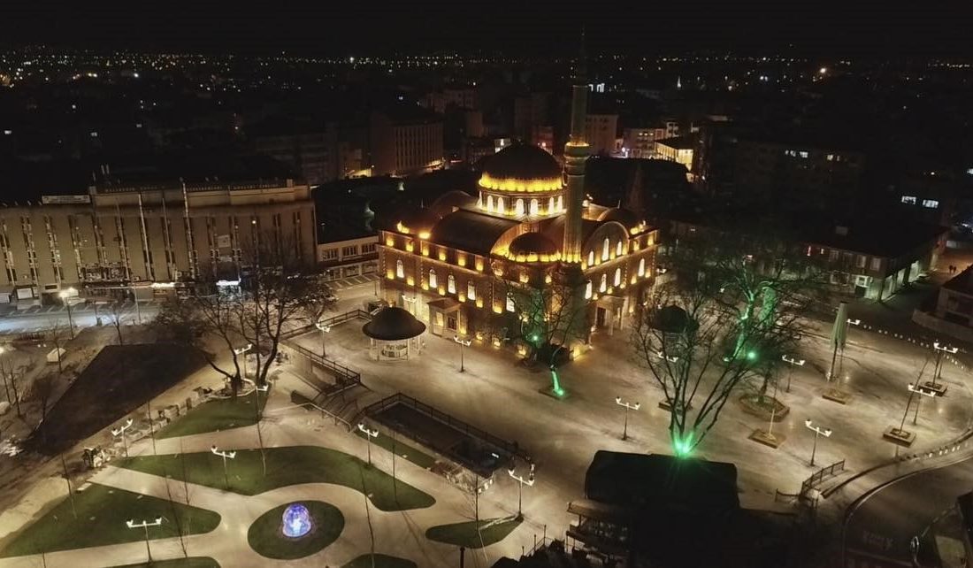 Balıkesir’de gündem: ’Zağnos Paşa mı, İsmet Paşa mı Balıkesir Büyükşehir Belediye Meclisi oturumunda CHP’li meclis üyelerinden dikkat çeken