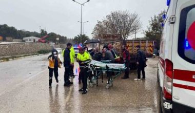 Balıkesir’in Erdek ilçesinde kamyon ile motosikletin çarpıştıği kazada 1 kişi